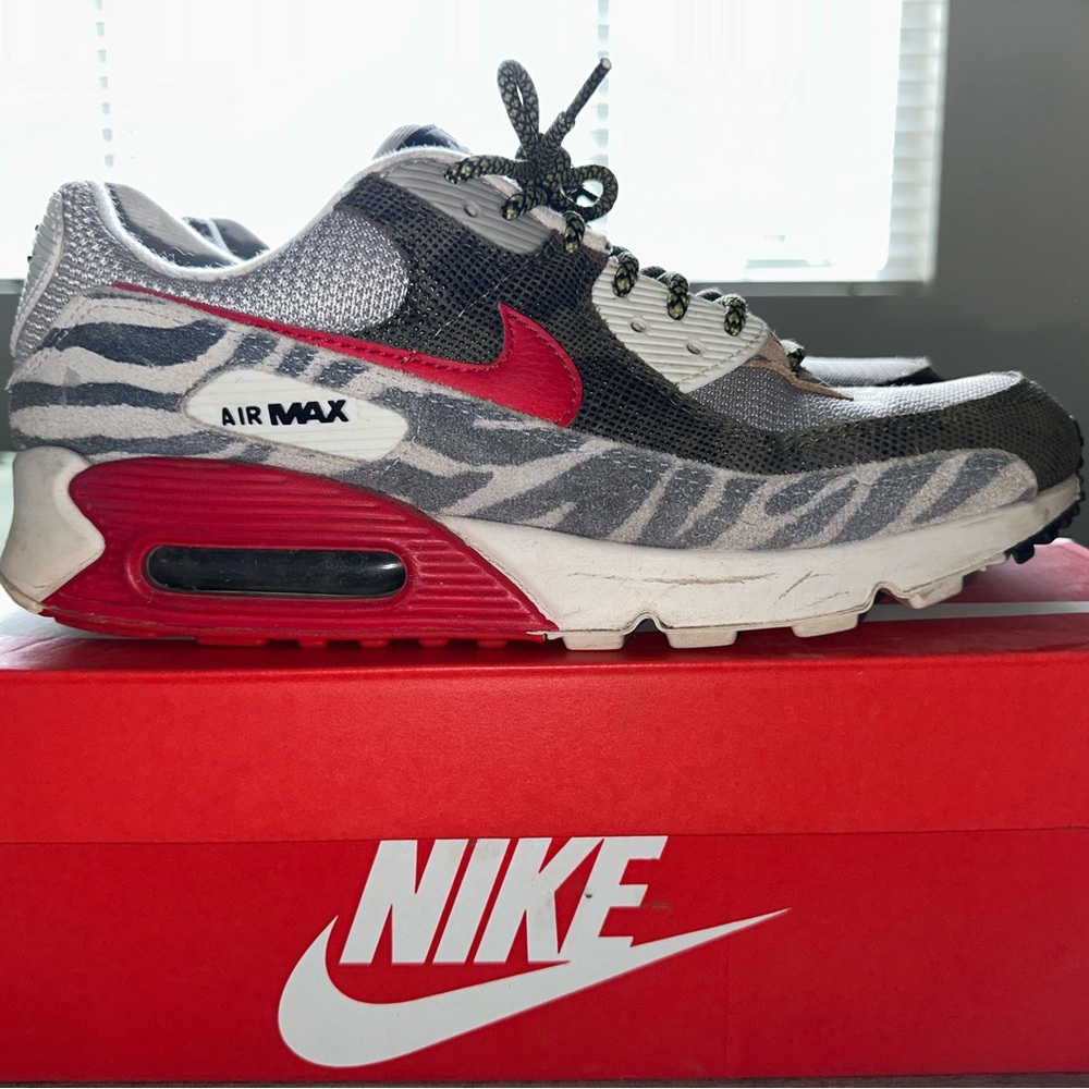 Nike Air Max 90 - Animal Print - Mens 10.5/Womens 12 - Iron Ore/University Red